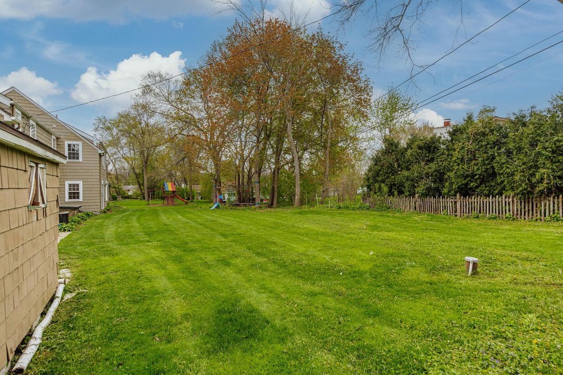House in Elm Grove, Wisconsin, United States 5 - 19035421