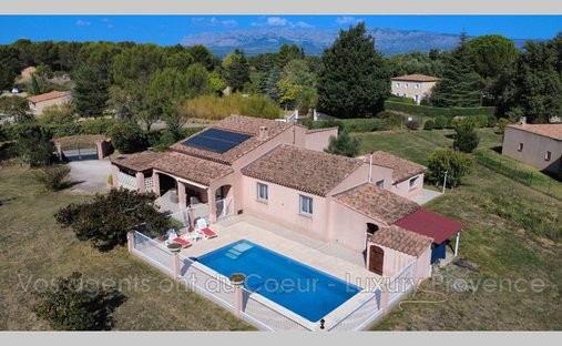 Villa in Trets, Provence-Alpes-Côte d'Azur, Frankreich 1