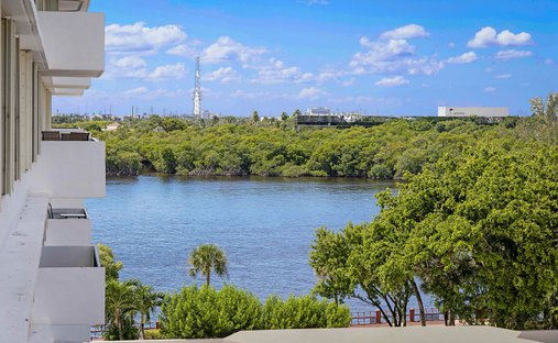 Condo in Boca Raton, Florida, United States 1