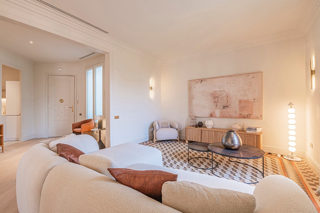Apartment in Eixample, Barcelona, Spain 4 - 19036425