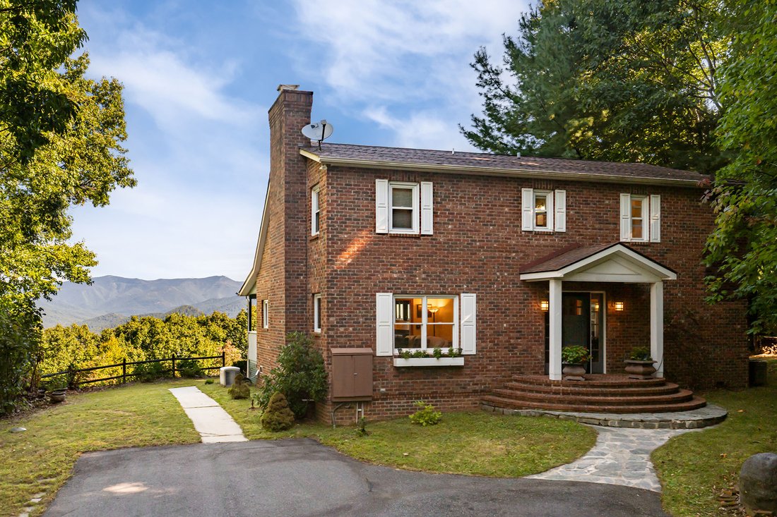 House in Fairview, North Carolina, United States 1 - 19036379