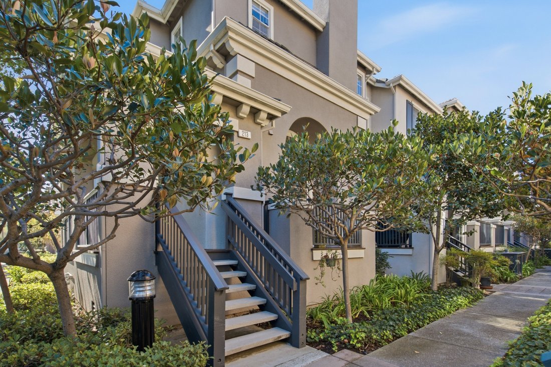 Condominio a Redwood City, California, Stati Uniti 1 - 19036367