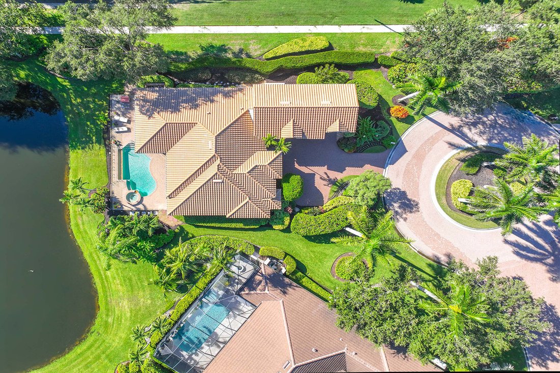 House in Naples, Florida, United States 4 - 19036429