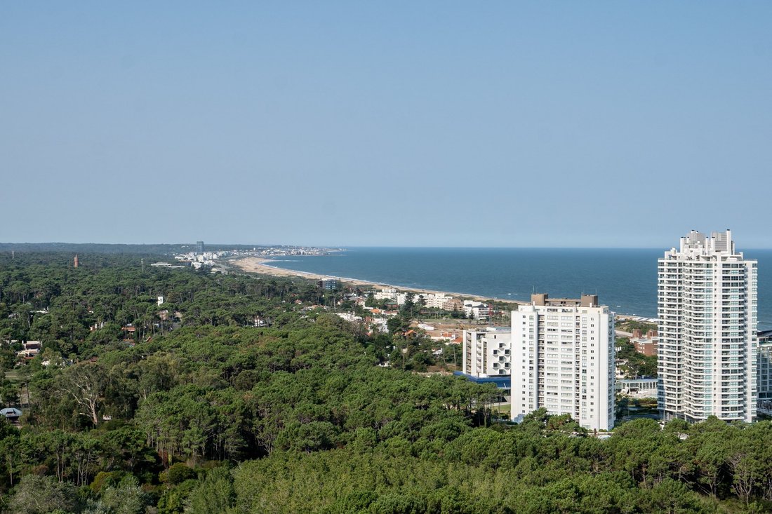 Apartment in Punta del Este, Maldonado Department, Uruguay 3 - 19036410