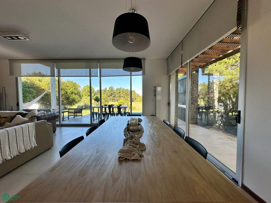 House in Pinamar, Buenos Aires Province, Argentina 4 - 17360247