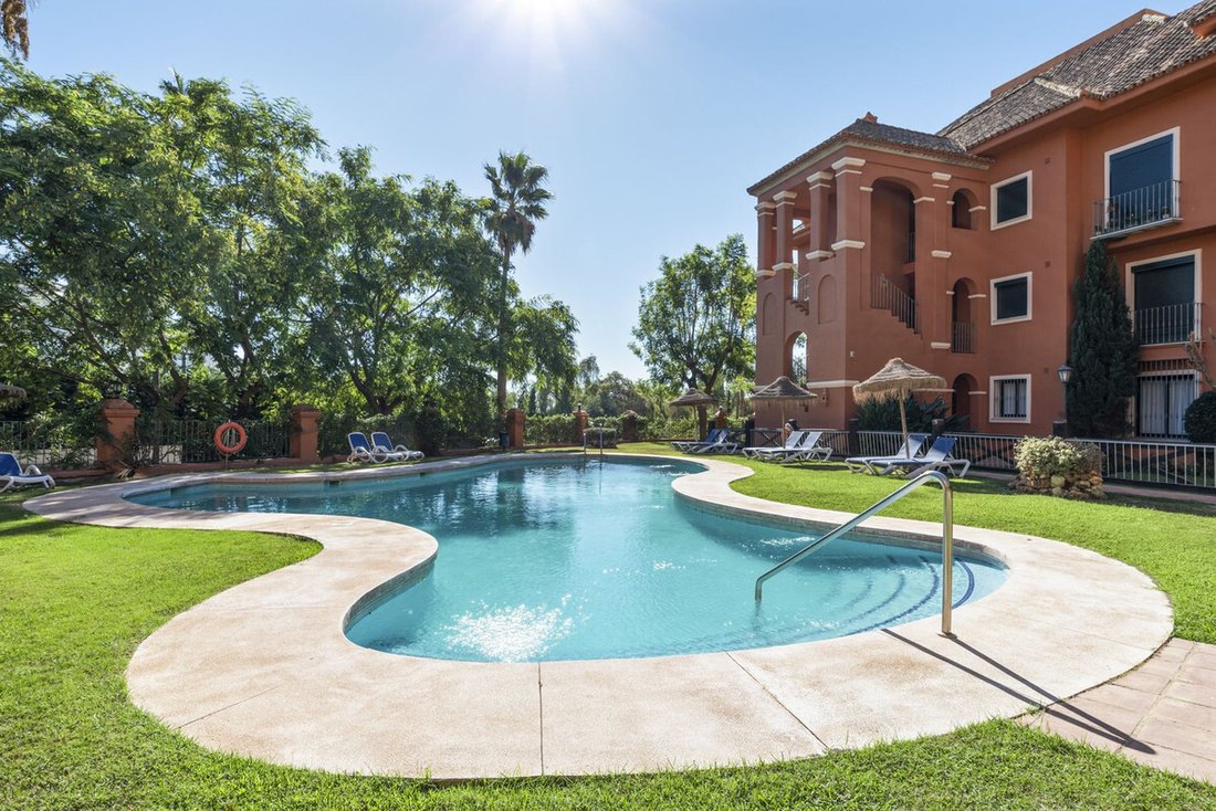 Apartment in La Quinta, Benahavis, Andalusia 5 - 19036582