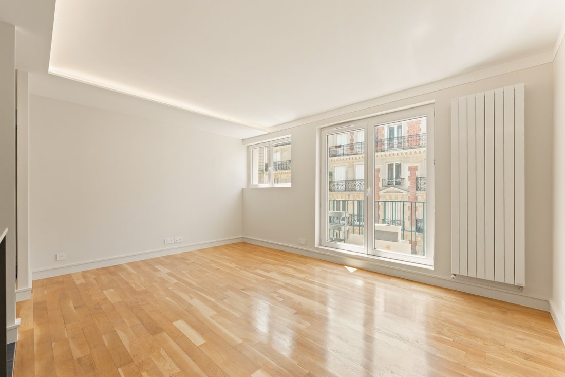 Apartment in Legendre-Lévis, Paris 17e Arrondissement, Paris 2 - 19036625
