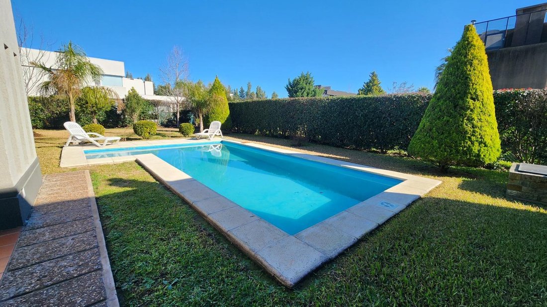 Casa en Funes, Santa Fe, Argentina 3 - 19036657