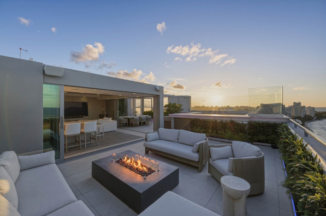 Condo in Carolina, Carolina, Puerto Rico 1 - 19036630