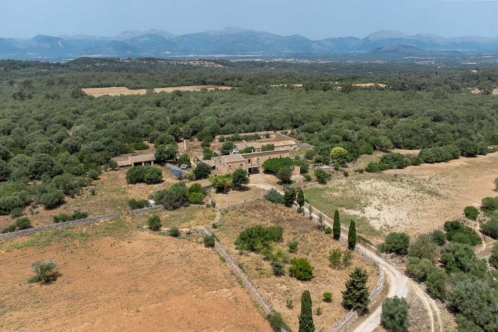 Finca in Sineu, Balearic Islands, Spain 2 - 12137978
