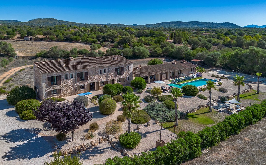 Finca in Llucmajor, Balearic Islands, Spain 1 - 19036638