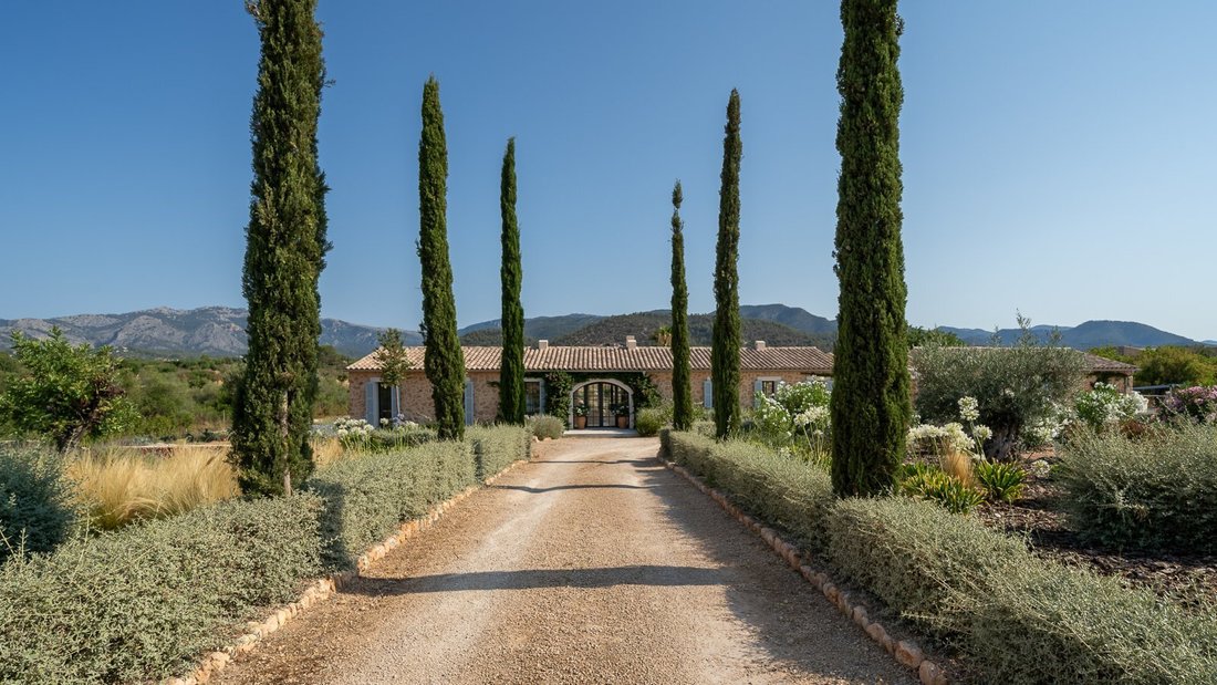 Finca in Santa Maria del Cami, Balearic Islands, Spain 3 - 18473752