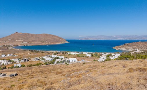 Land in Paros, Aegean, Griechenland 1