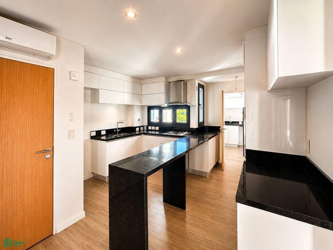 Condo in Buenos Aires, Buenos Aires, Argentina 3 - 18889002