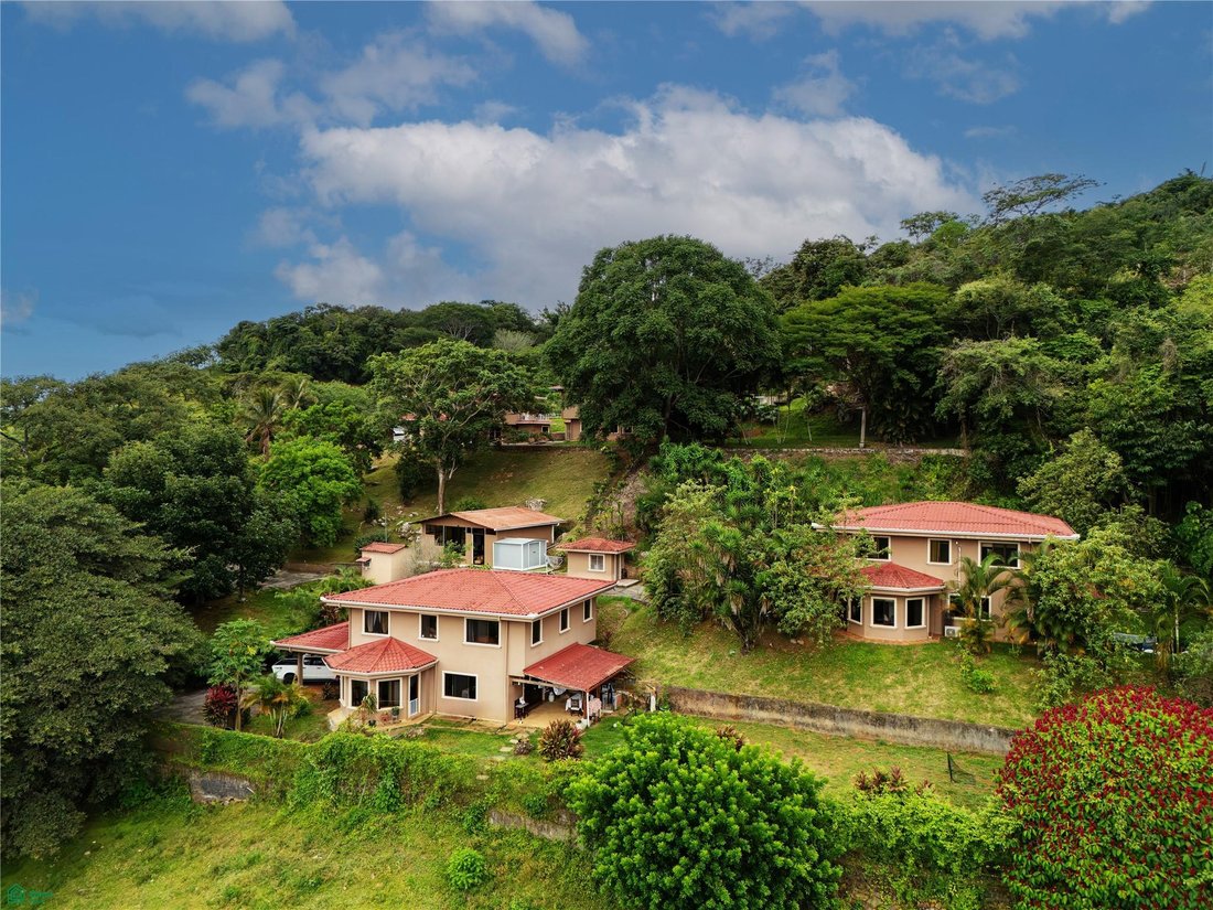 House in Cinco Esquinas, San José Province, Costa Rica 4 - 18003462