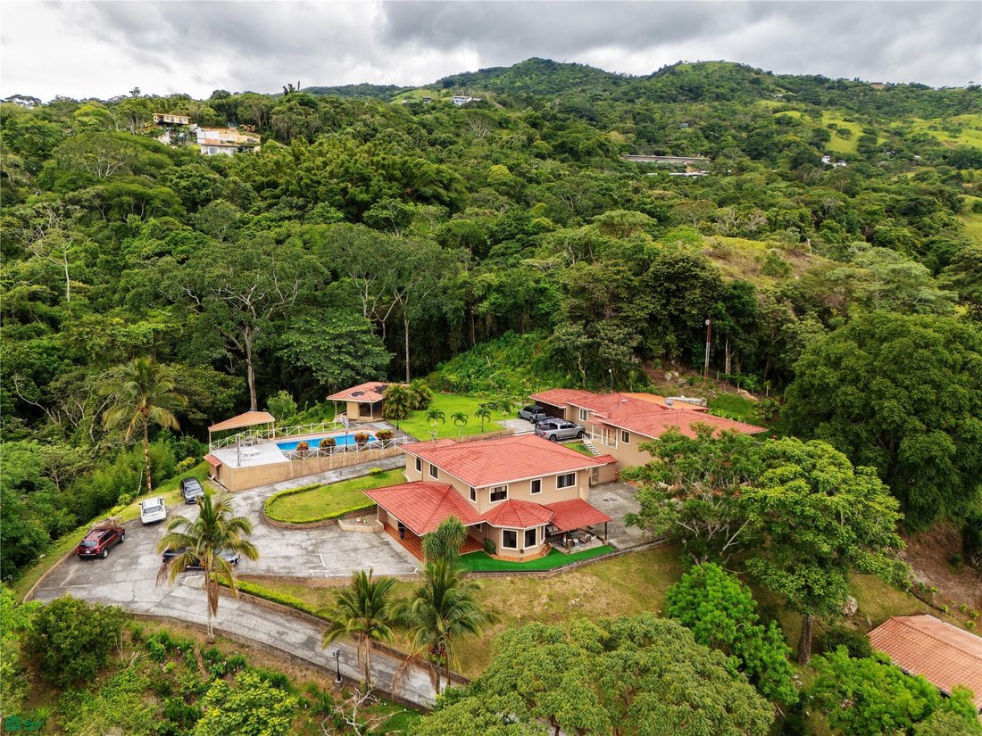 House in Cinco Esquinas, San José Province, Costa Rica 2 - 18003462
