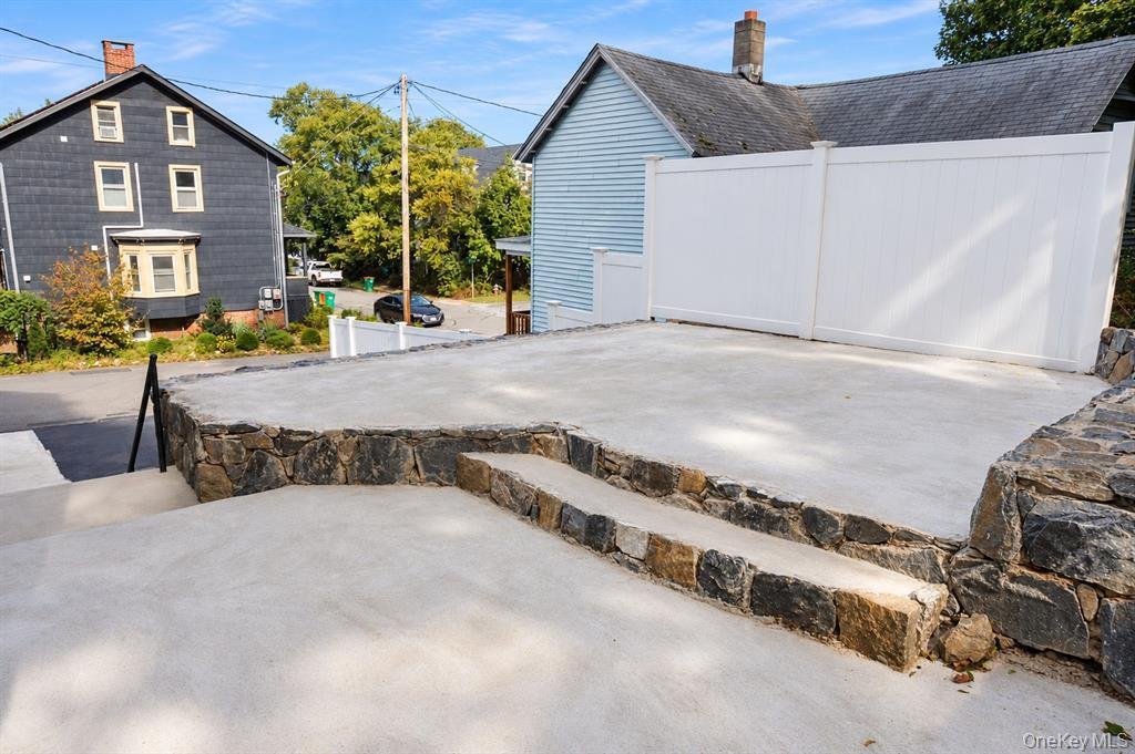 House in Beacon, New York, United States 5 - 19036688