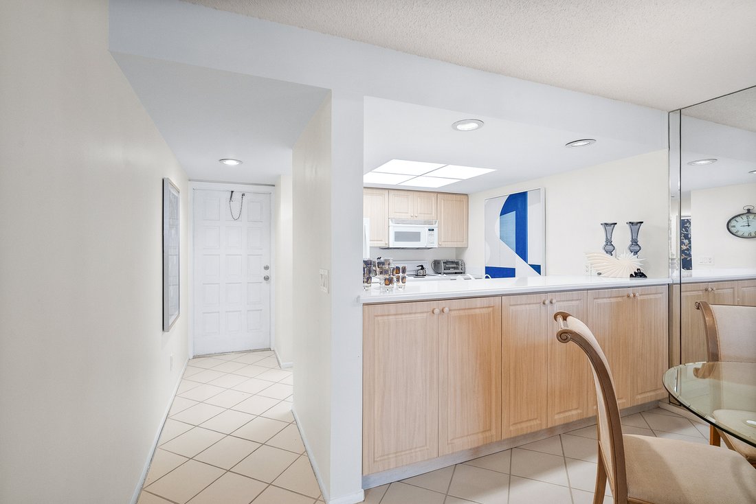 Condo in Stuart, Florida, United States 4 - 19036695