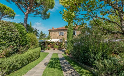 Casa di campagna a Lucignano, Toscana, Italia 1