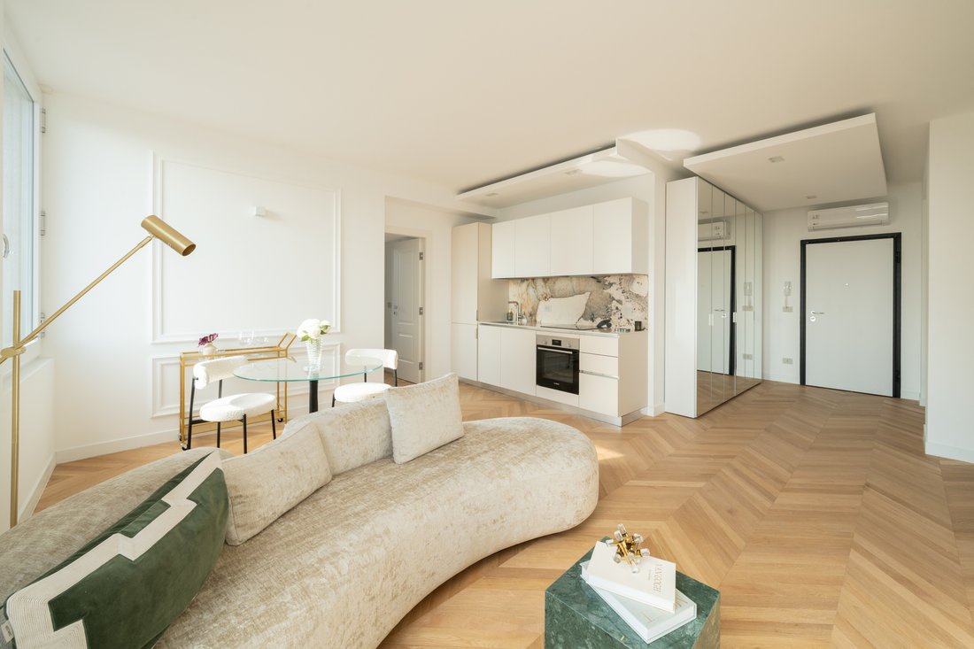 Appartement à Centrale, Milan, Italie 2 - 19036810