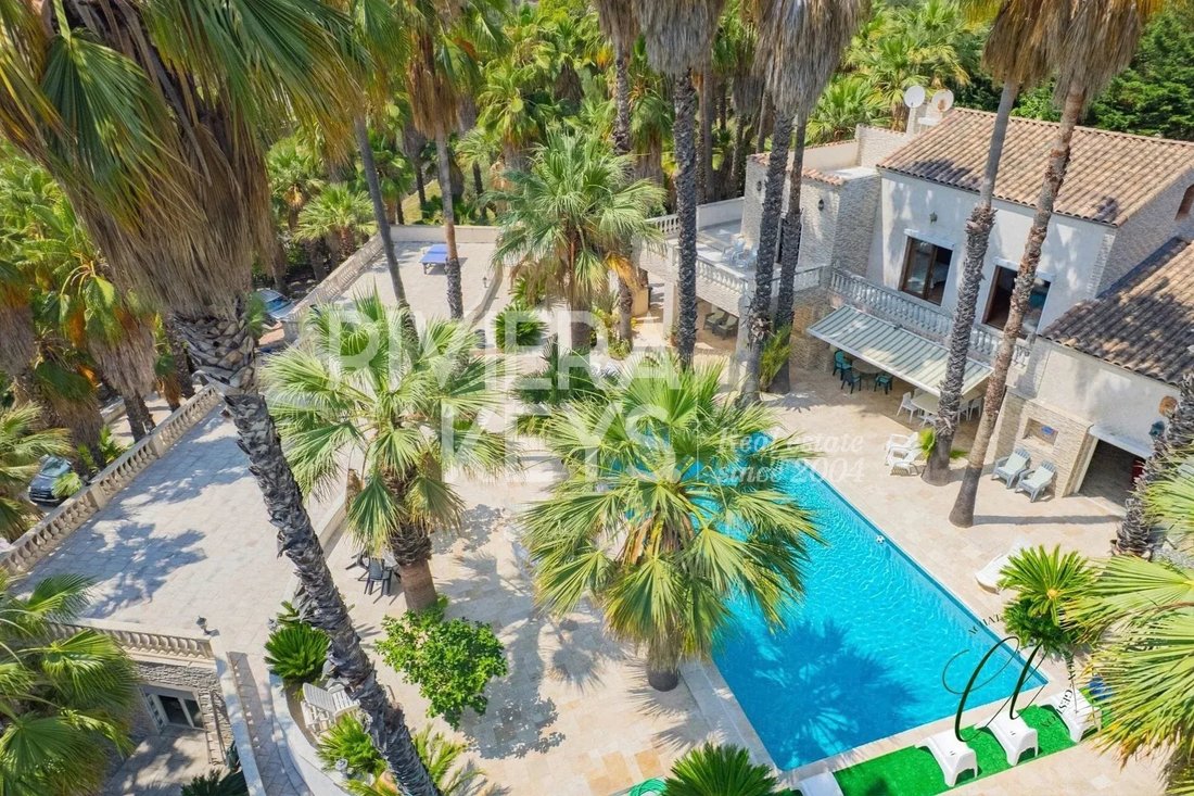 Villa in Village-Saint Julien-Saint Pierre, Biot, France 1 - 19036958