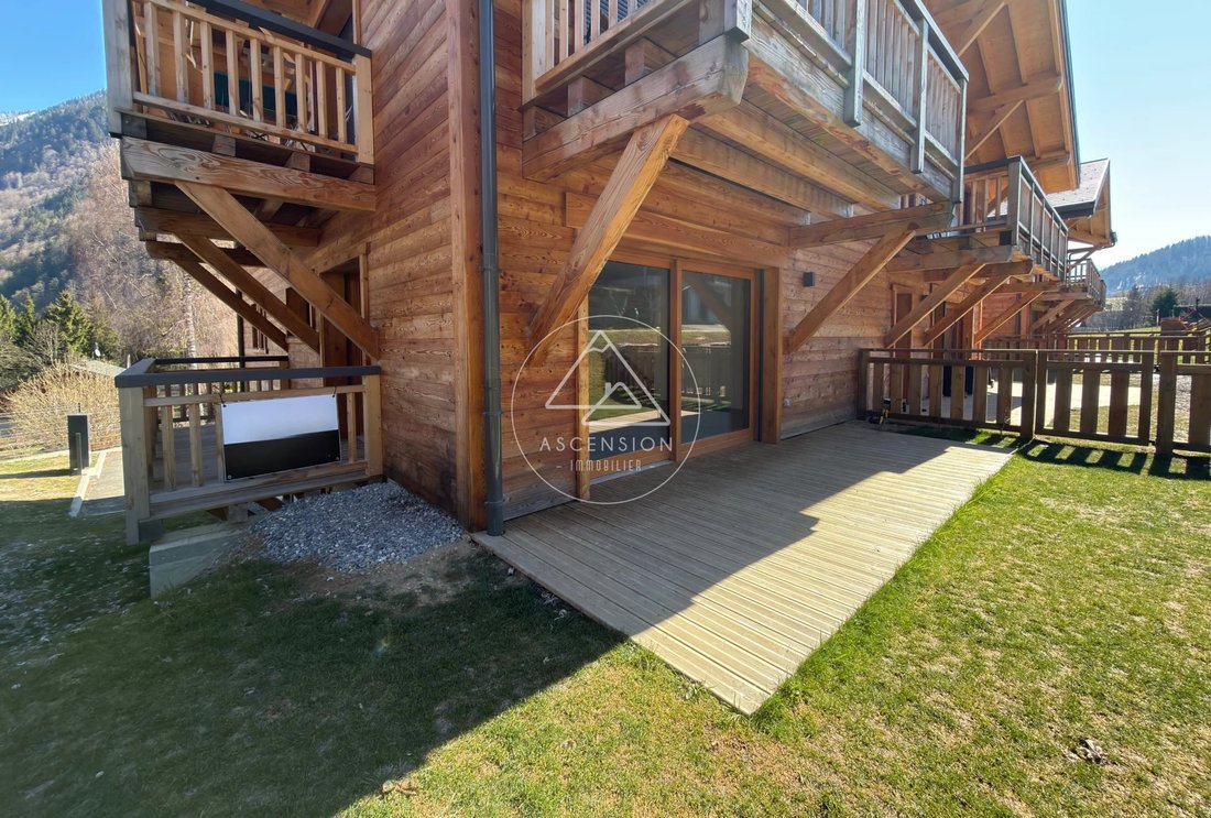 Appartement à Essert-Romand, Auvergne-Rhône-Alpes, France 2 - 17516653