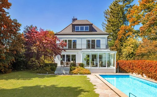 Villa in Gräfelfing, Bayern, Deutschland 1
