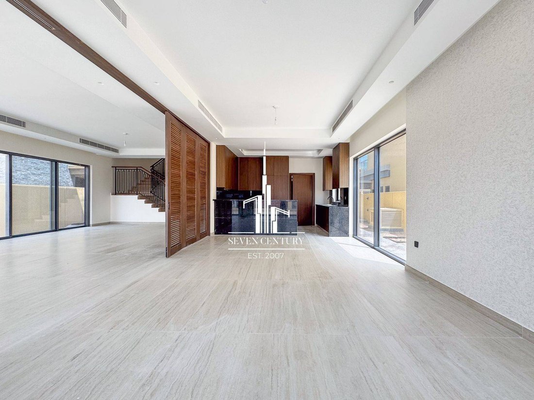 Villa in Al Hebiah 5, Al Hebiah, Dubai 4 - 19037010