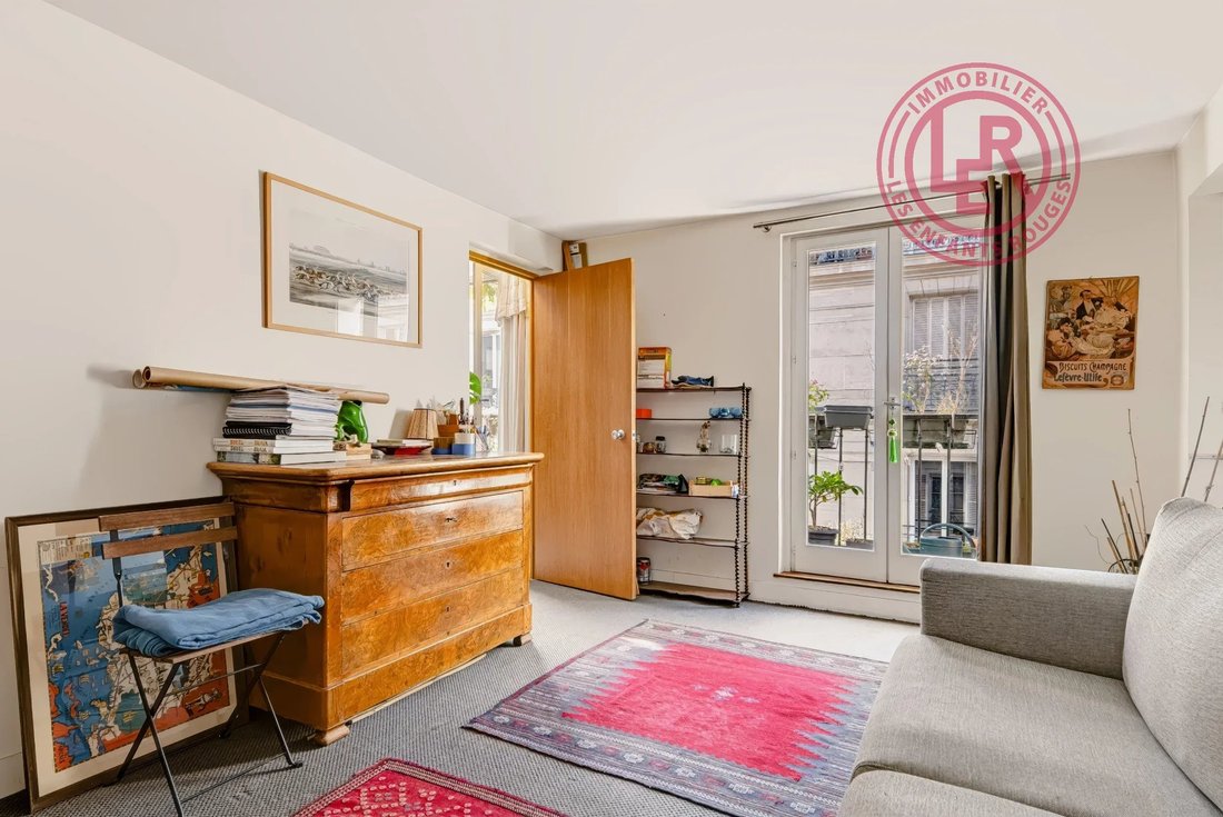 Apartment in Grange Aux Belles-Terrage, Paris 10e Arrondissement, Paris 5 - 19036950