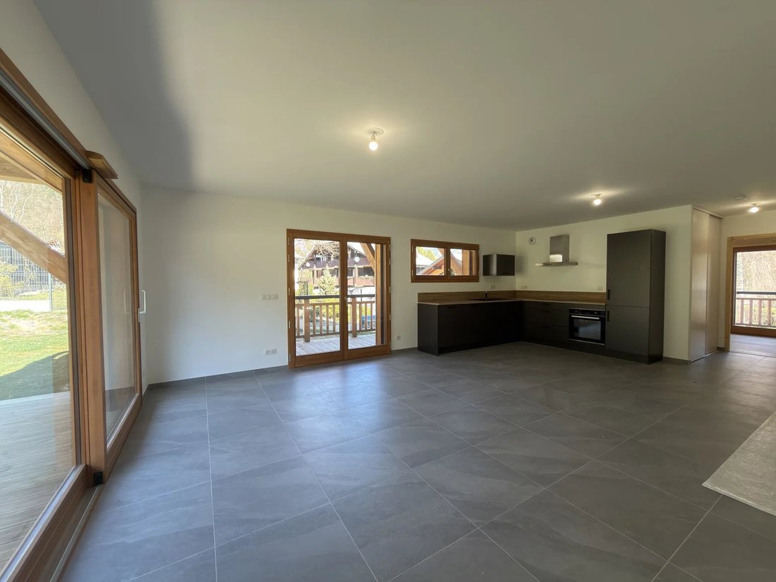Appartement à Essert-Romand, Auvergne-Rhône-Alpes, France 1 - 17516653