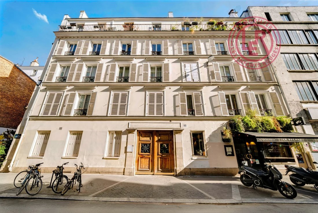 Apartment in Grange Aux Belles-Terrage, Paris 10e Arrondissement, Paris 2 - 19036950