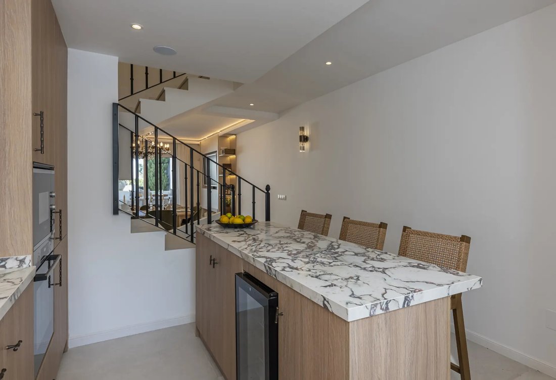 Townhouse in Nueva Andalucia, Marbella, Spain 4 - 19037038