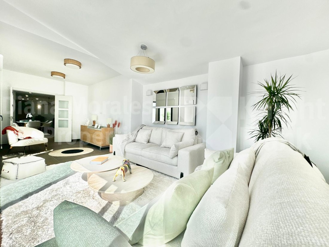 Apartamento en Playa Puerto Banús, Marbella, España 2 - 19036837