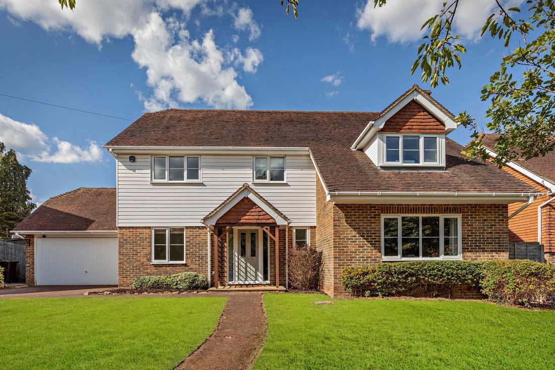 House in Ightham, England 1 - 19037075