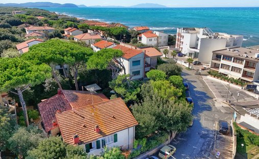 Villa en San Vincenzo, Toscana, Italia 1