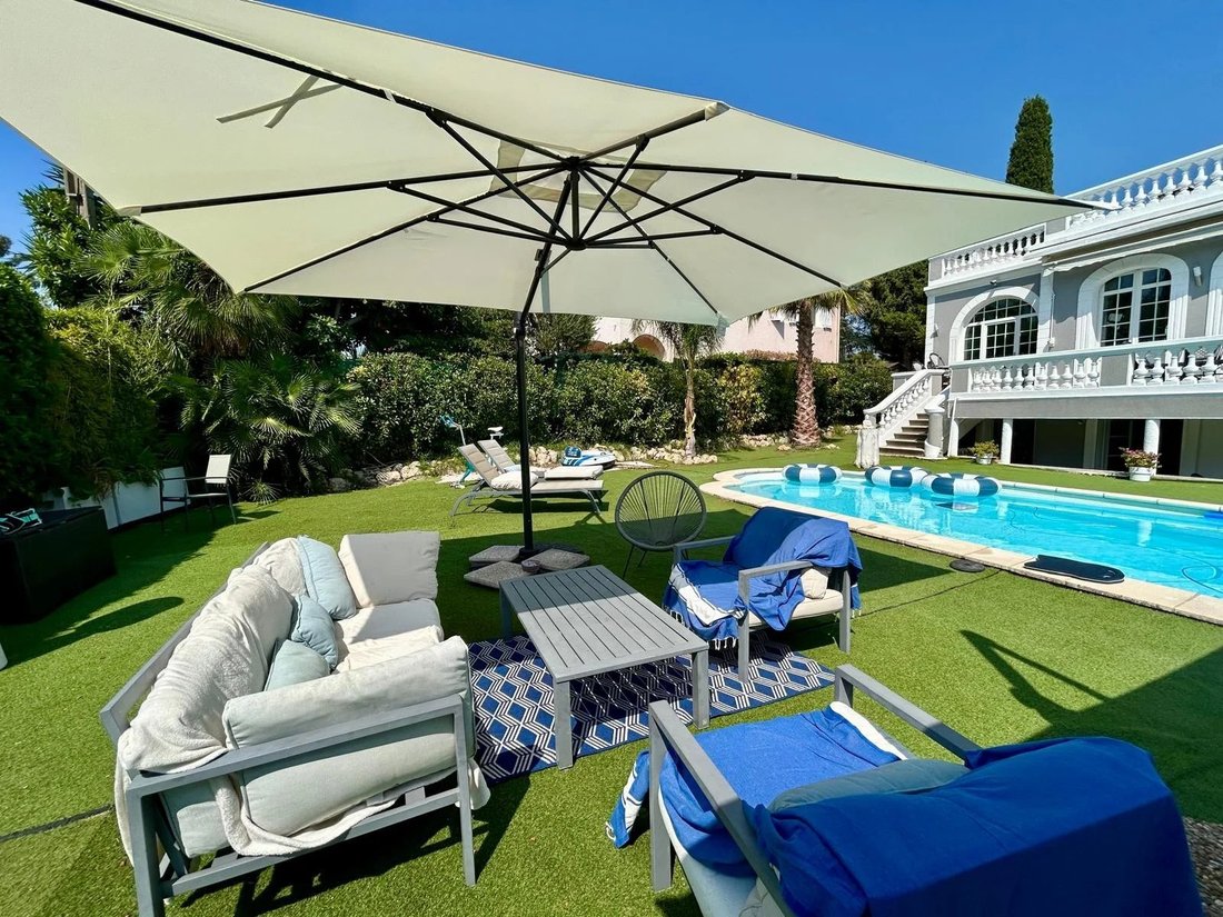 Villa a Pont du Lys-Antibes les Pins, Antibes, Francia 1 - 18688355