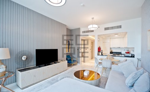 Apartment in Business Bay, Dubai, United Arab Emirates 1
