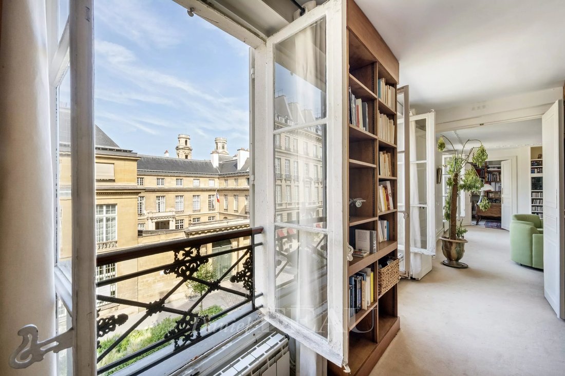 Apartment in Odéon, Paris 6e Arrondissement, Paris 2 - 19036843