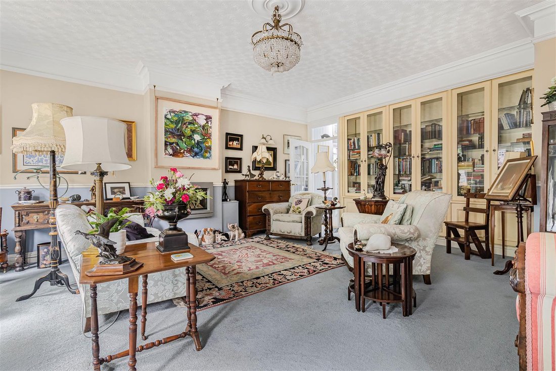 Haus in Saffron Walden, England 2 - 19036982