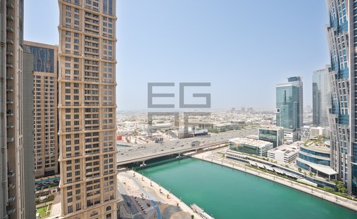 Appartamento in Business Bay, Emirato di Dubai, Emirati Arabi Uniti 1