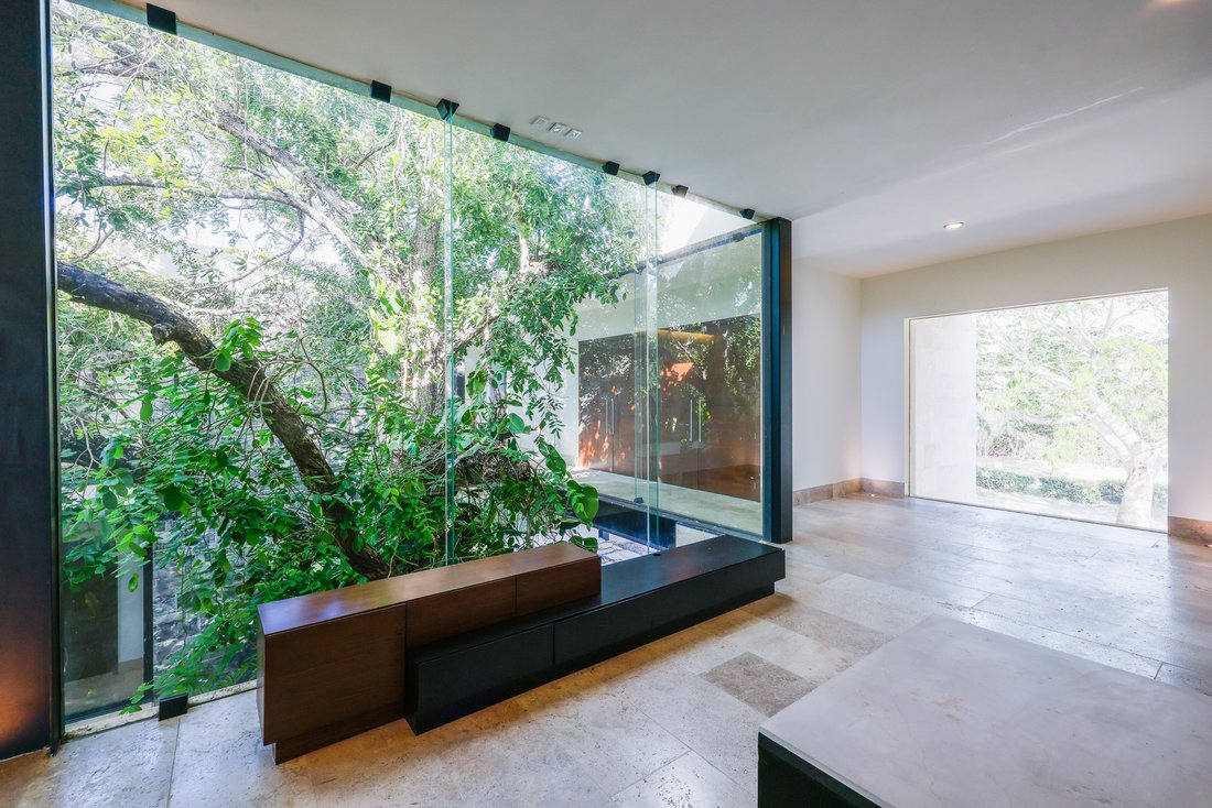 House in Yucatán Country Club, Yucatan, Mexico 2 - 19039951