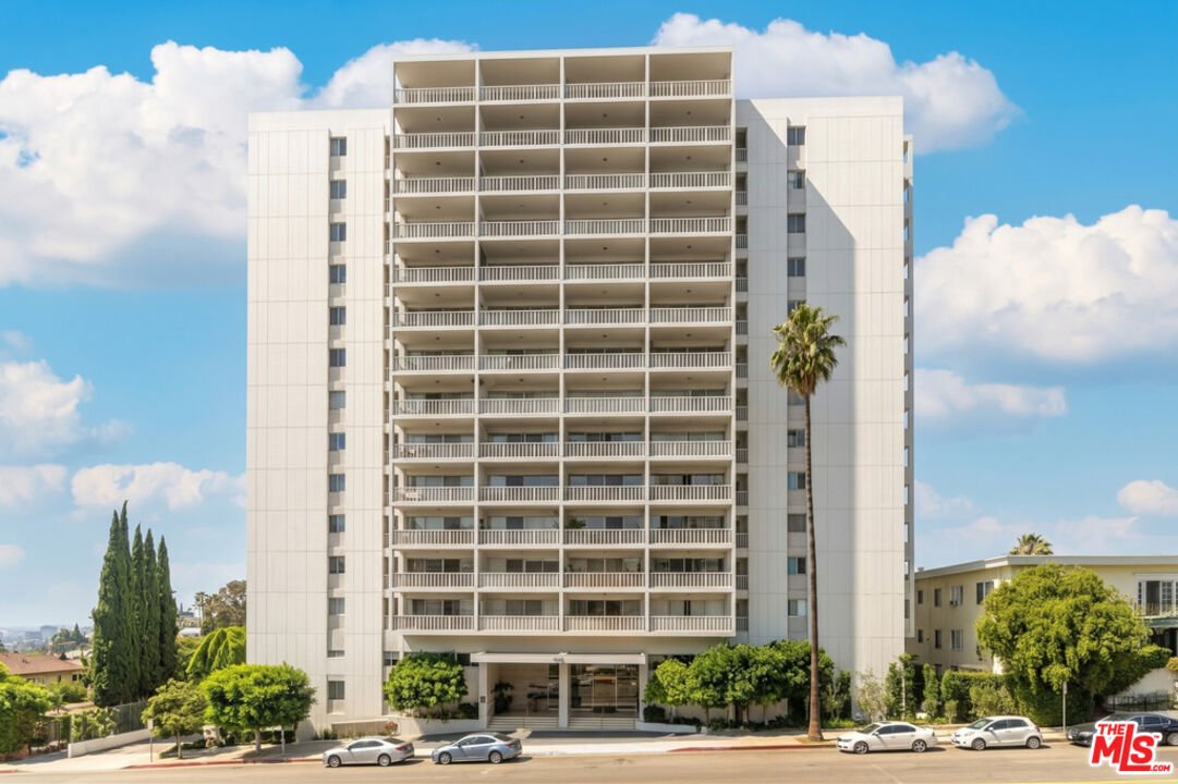Condo in Los Angeles, California, United States 1 - 19040416