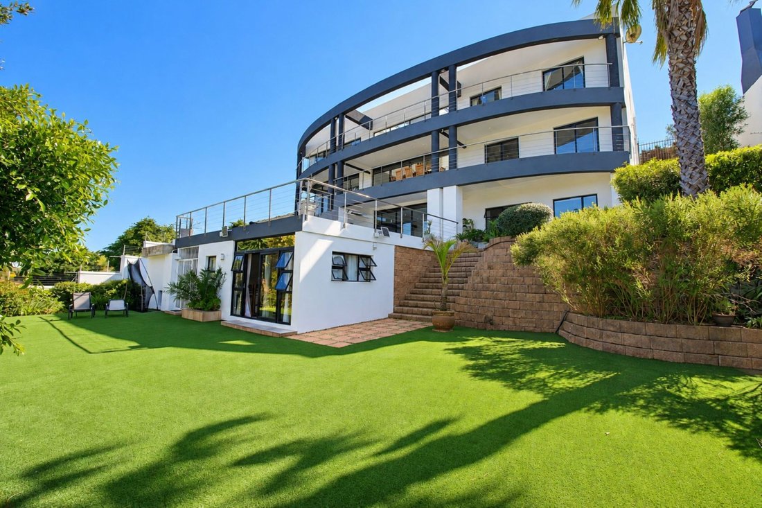 House in Plattekloof 3, Northern Suburbs, Cape Town 1 - 19039448