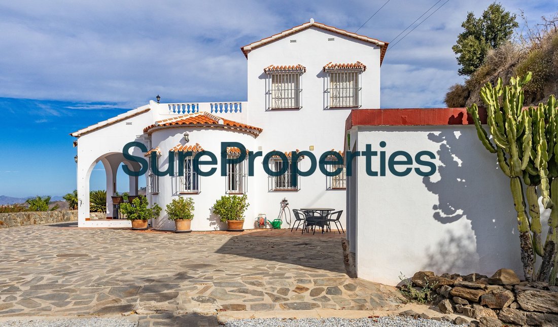 Villa en Sayalonga, Andalucía, España 3 - 19040469