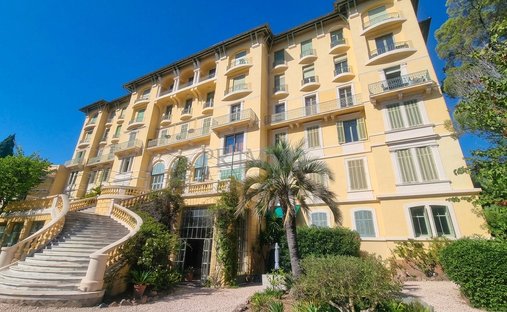 Appartement à Counillier Valescure, Fréjus, France 1