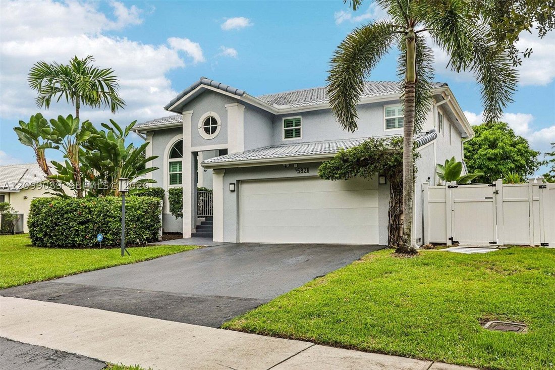 House in Southwest Ranches, Florida, United States 3 - 19039628