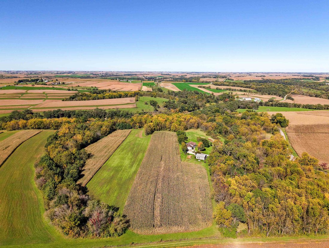 House in Rewey, Wisconsin, United States 4 - 19002811
