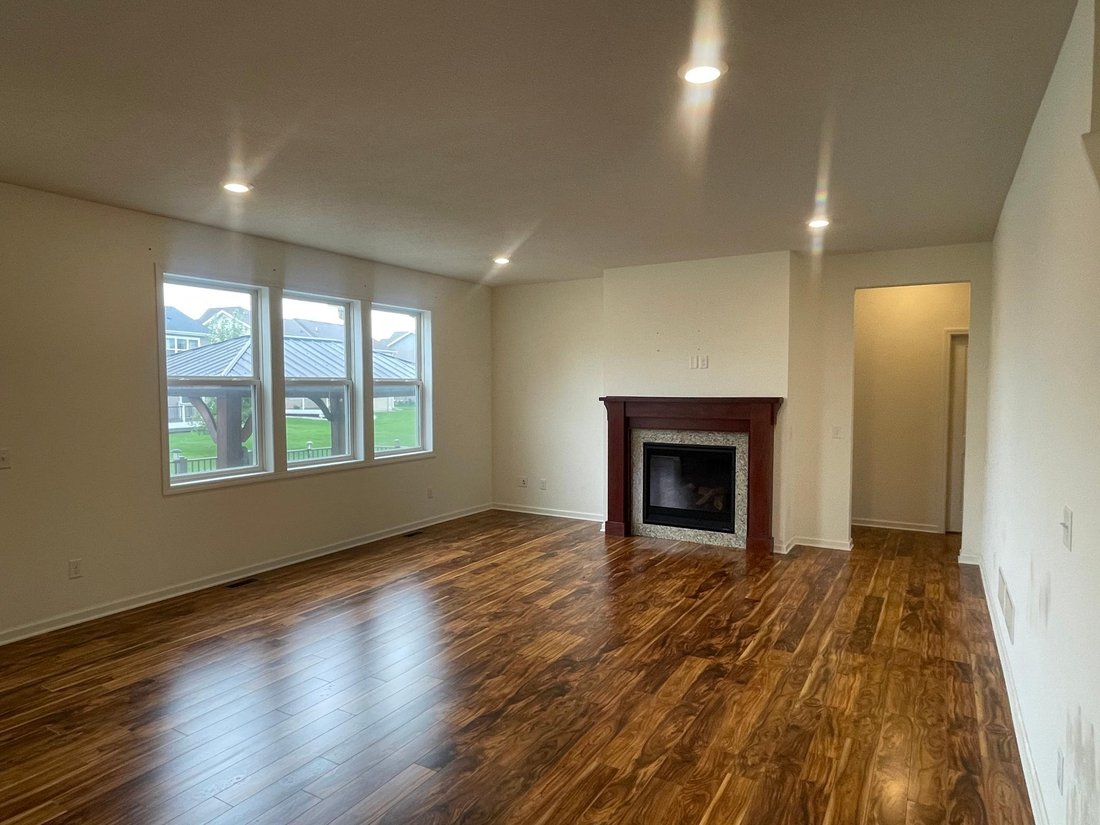 House in Lakeville, Minnesota, United States 4 - 19040979