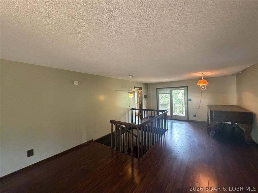 House in Versailles, Missouri, United States 4 - 19038517