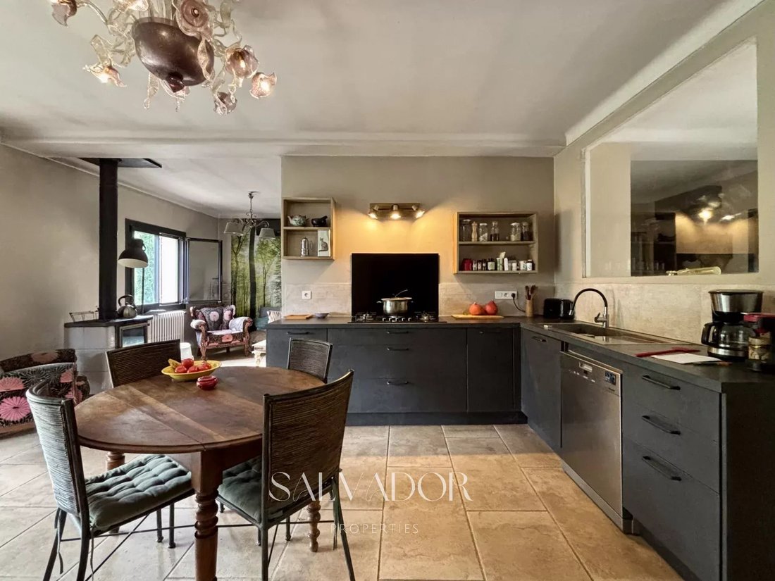 Casa a Saint-Vallier-de-Thiey, Provenza-Alpi-Costa Azzurra, Francia 4 - 19037144